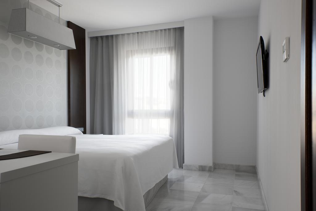Standard Twin Room,1278867217:JPEG